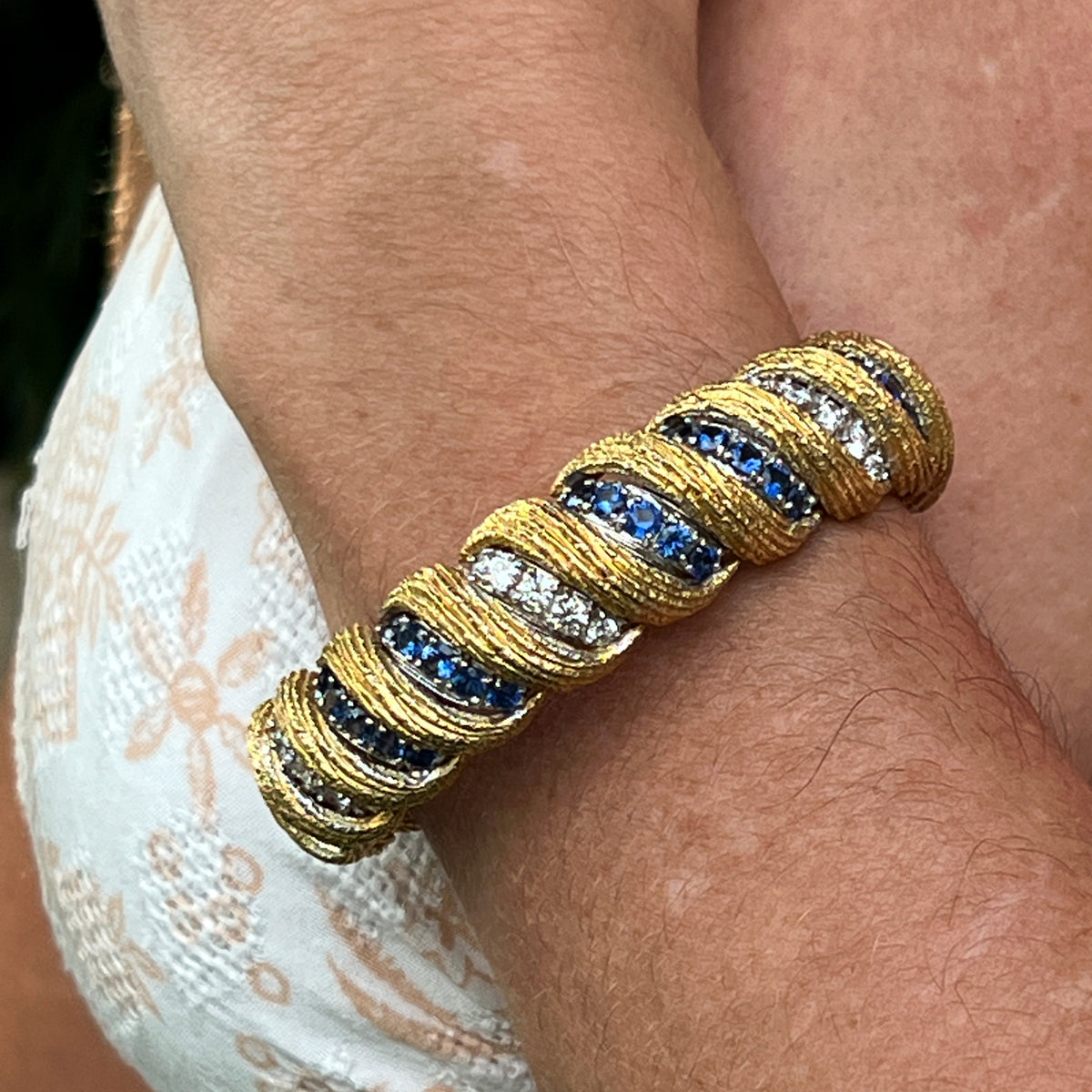 1960's Hammerman Brothers Diamond Sapphire 18 Karat Yellow Gold Bracel –  Bardys Estate Jewelry