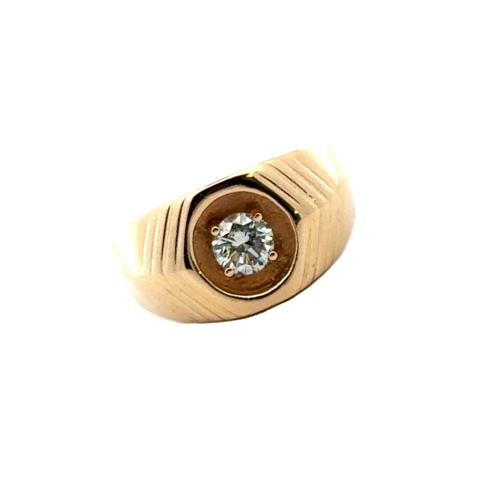 Gents Diamond 14 Karat Yellow Gold Solitaire Ring