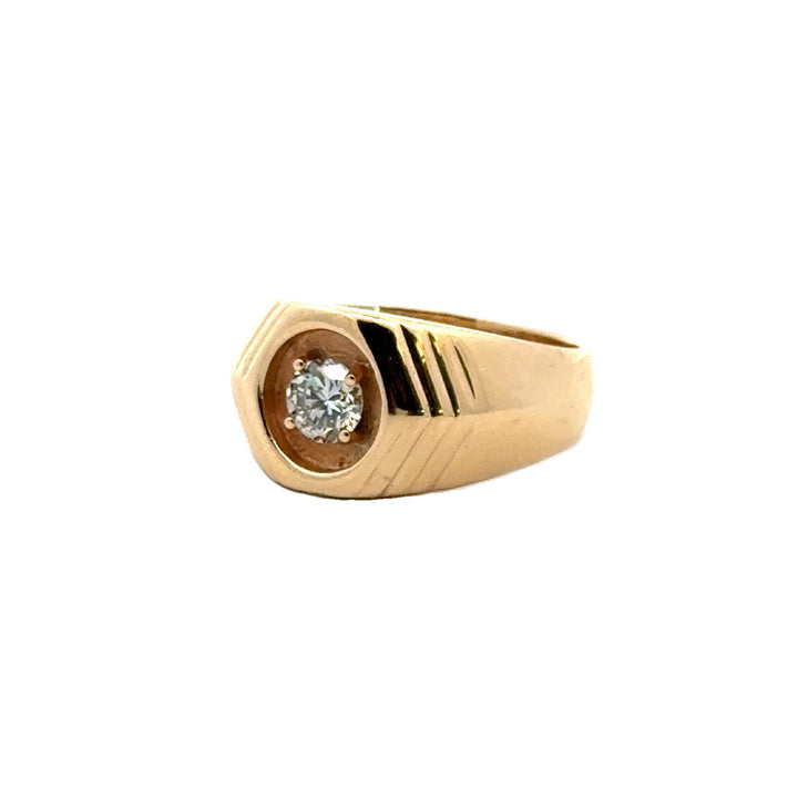 Gents Diamond 14 Karat Yellow Gold Solitaire Ring