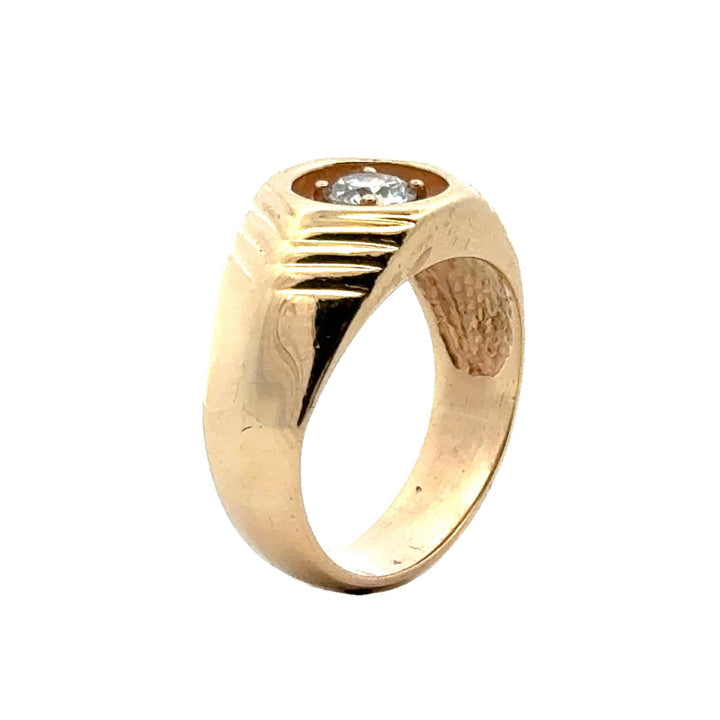 Gents Diamond 14 Karat Yellow Gold Solitaire Ring