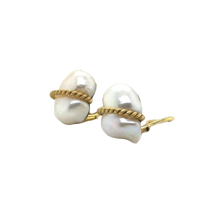 Maz Baroque Pearl 14 Karat Yellow Gold Ear-Clip Contemporary Earrings