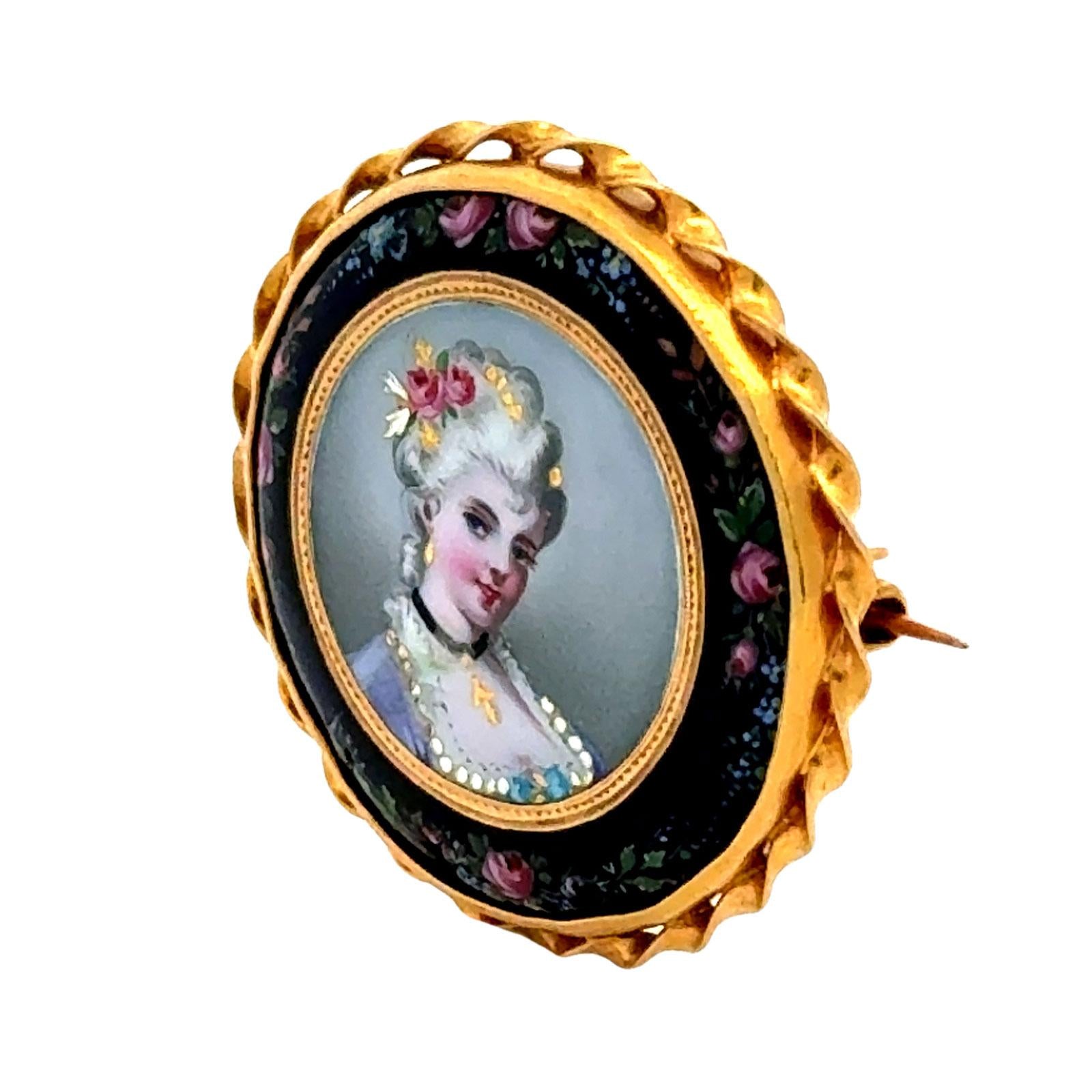 Victorian Painted Porcelain 18 Karat Yellow Gold Antique Brooch Pin