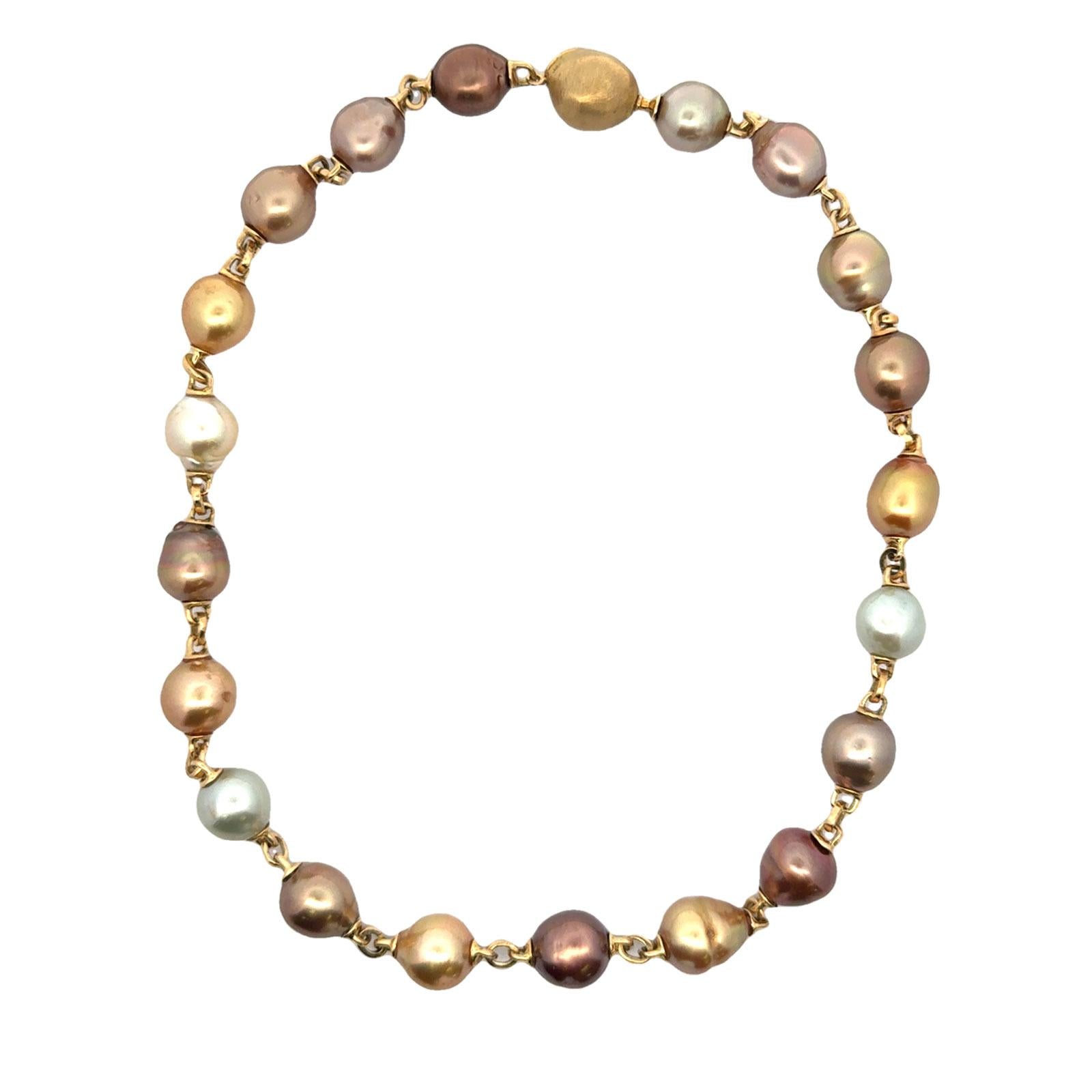 Yvel Satin Sea Tahitian Pearl 18 Karat Yellow Gold Necklace