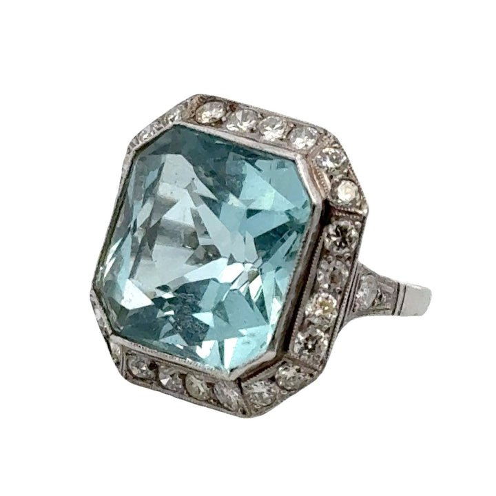 Mid-20th Century Aquamarine Diamond Platinum Cocktail Ring