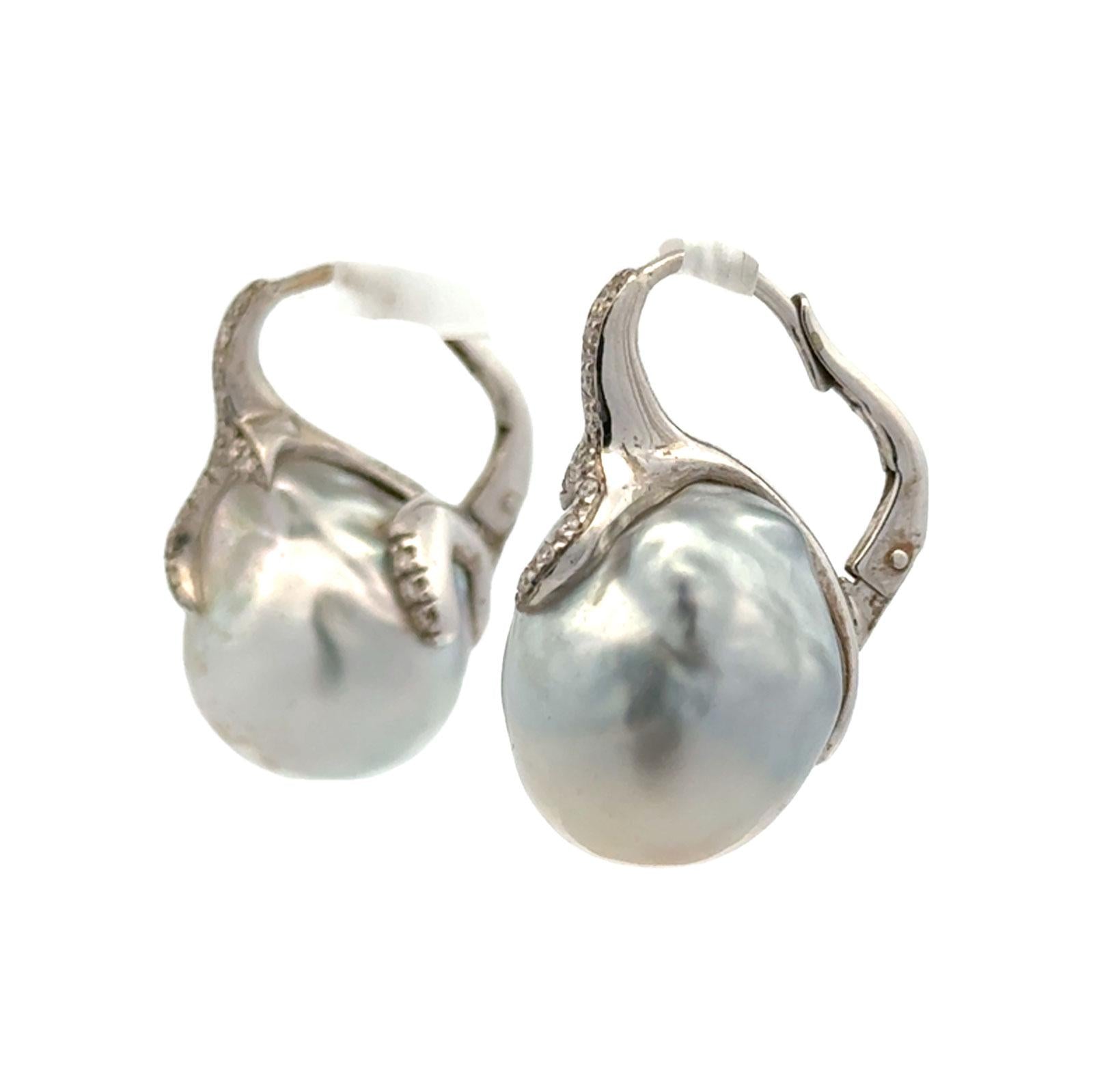 Diamond Baroque Pearl 18 Karat White Gold Drop Earrings