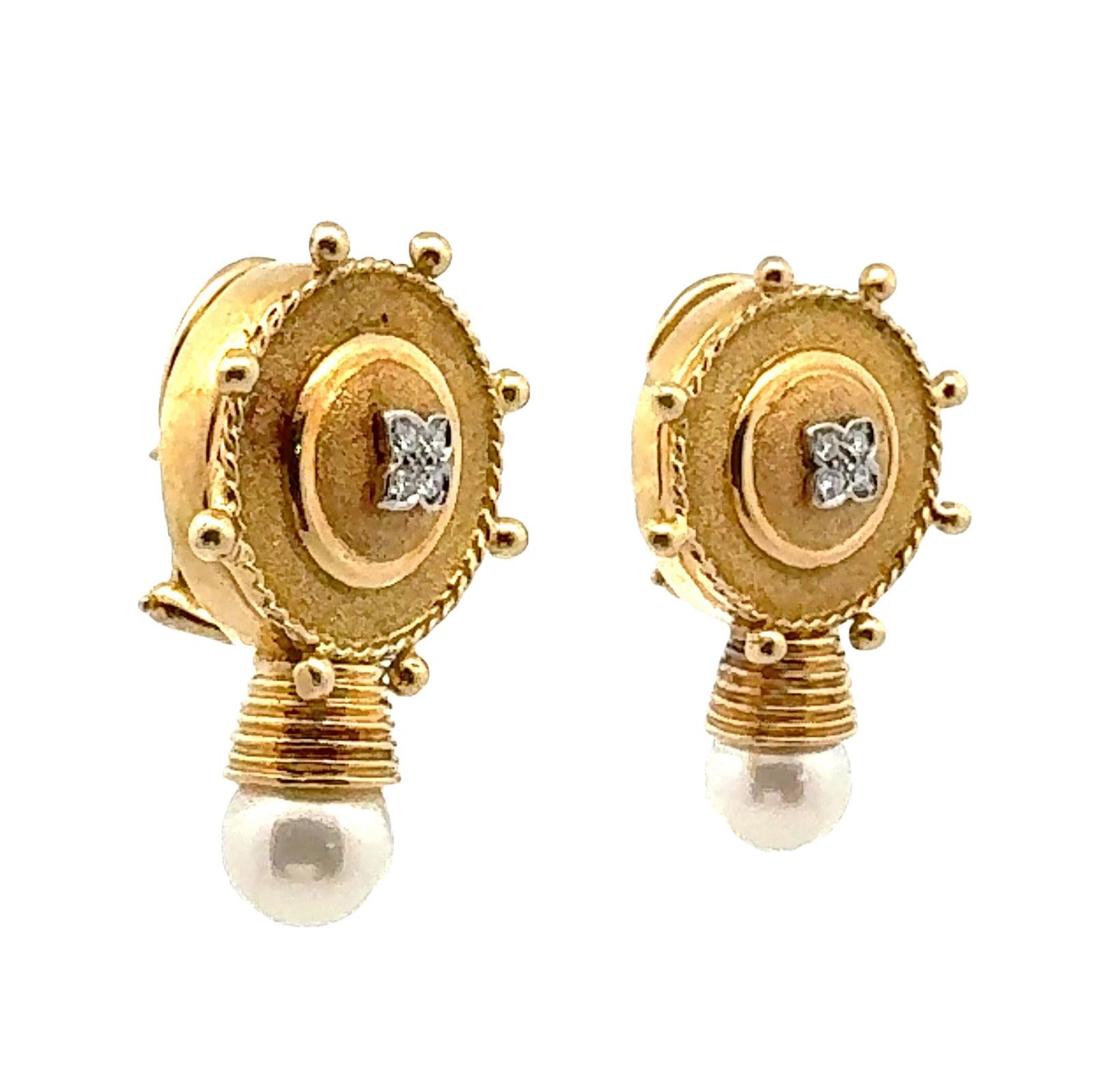 Diamond 18 Karat Yellow Gold Pearl Drop Leverback Modern Earrings