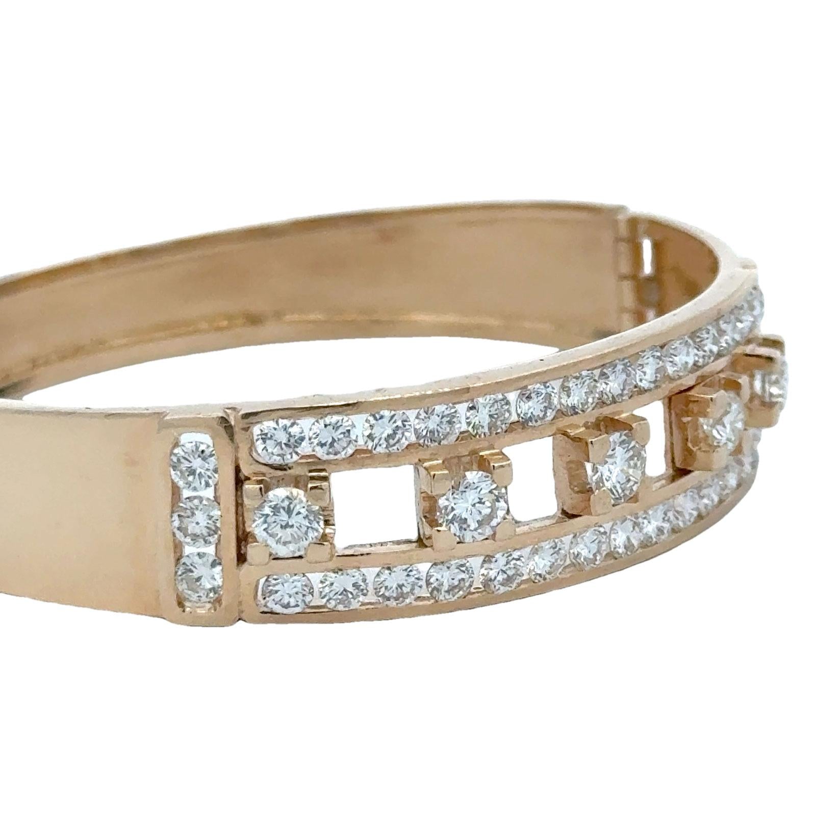 5.25 CTW Round Brilliant Diamond 18 Karat Yellow Gold Hinged Bangle Bracelet