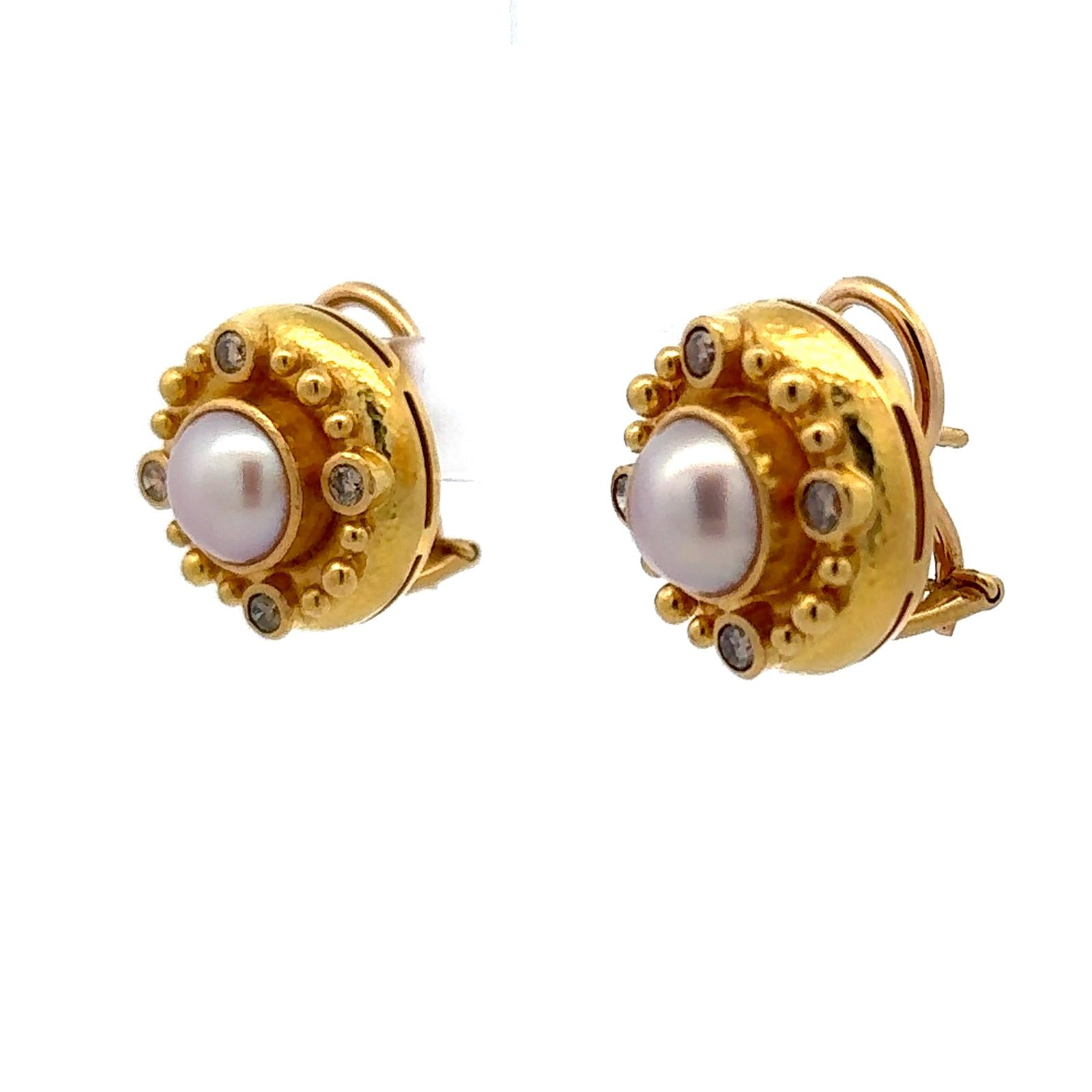 Elizabeth Locke Diamond Pearl 19 Karat Yellow Hammered Gold Clip-On Earrings