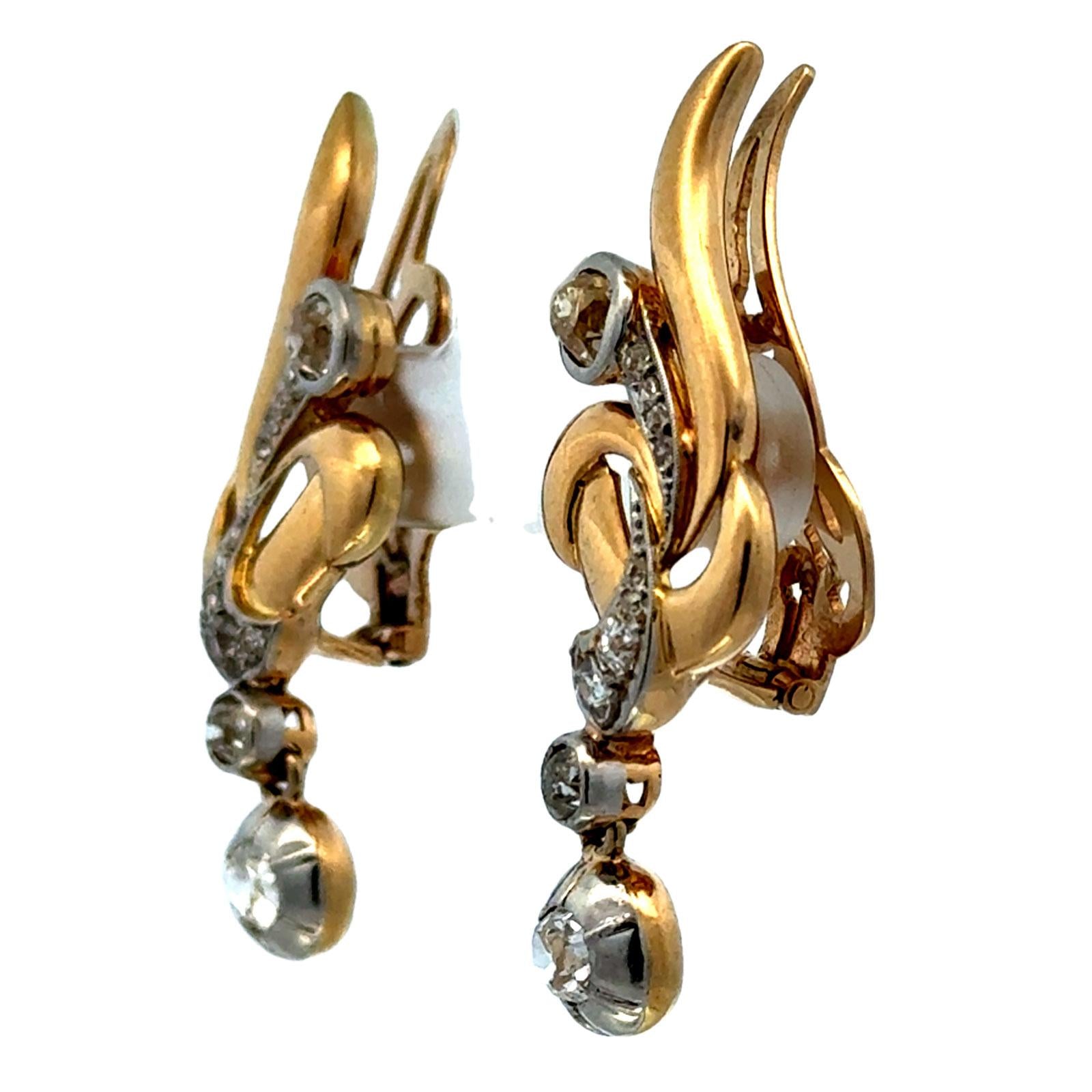 Retro 1950's Diamond 18 Karat Yellow Gold Dangle Drop Leverback Earrings