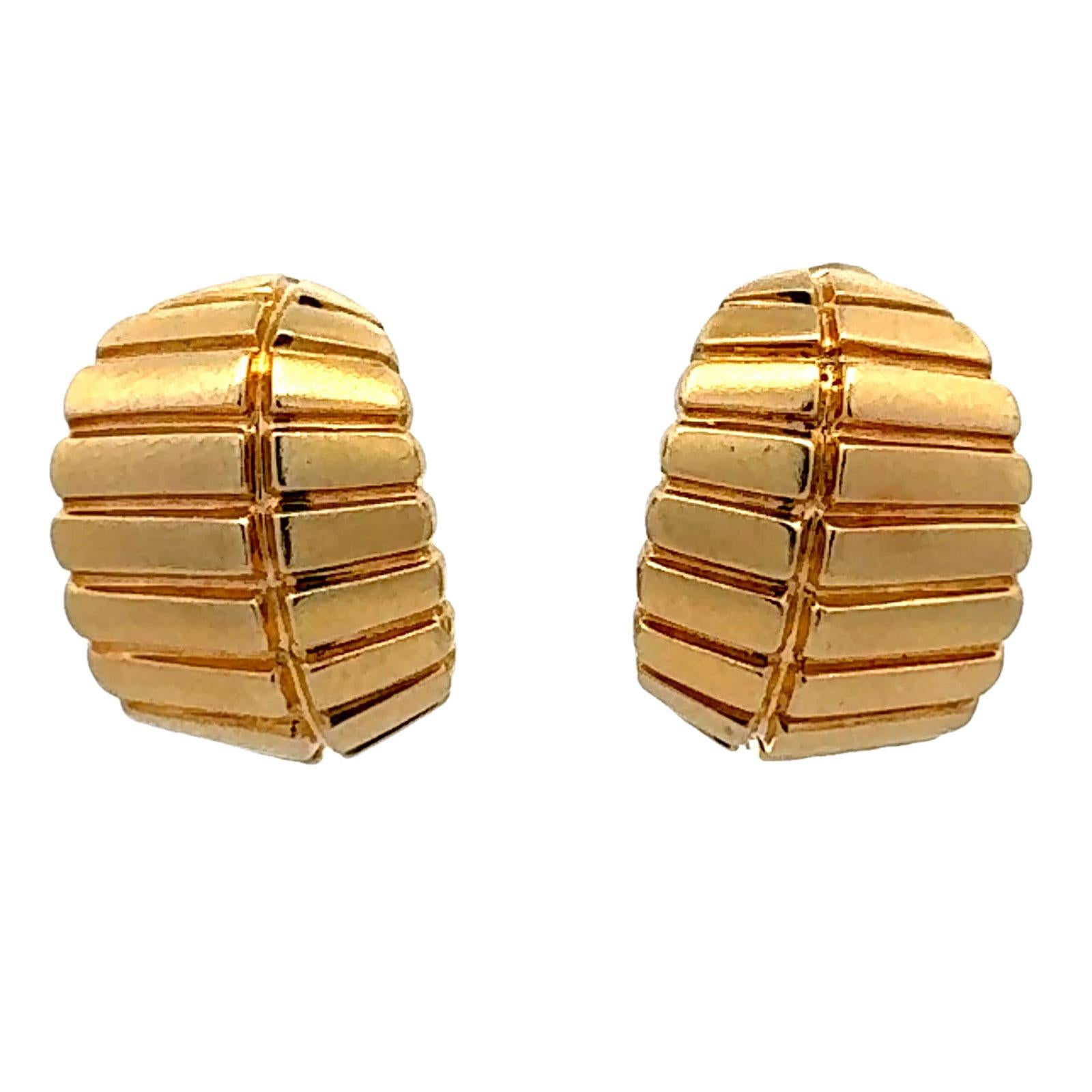 David Webb Ribbed 18 Karat Yellow Gold Contemporary Earclip Earrings