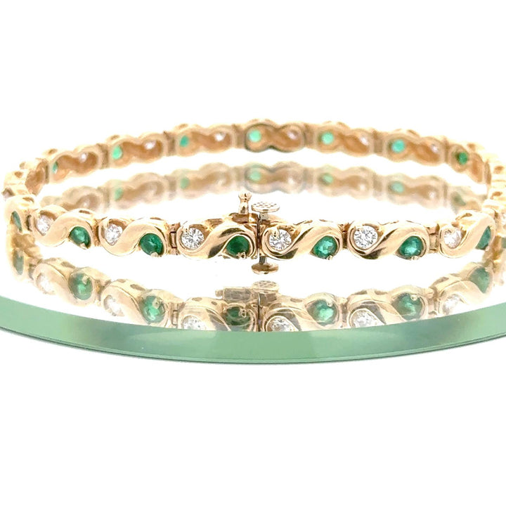 Emerald Diamond 14 Karat Yellow Gold Link 7 Inch Bracelet