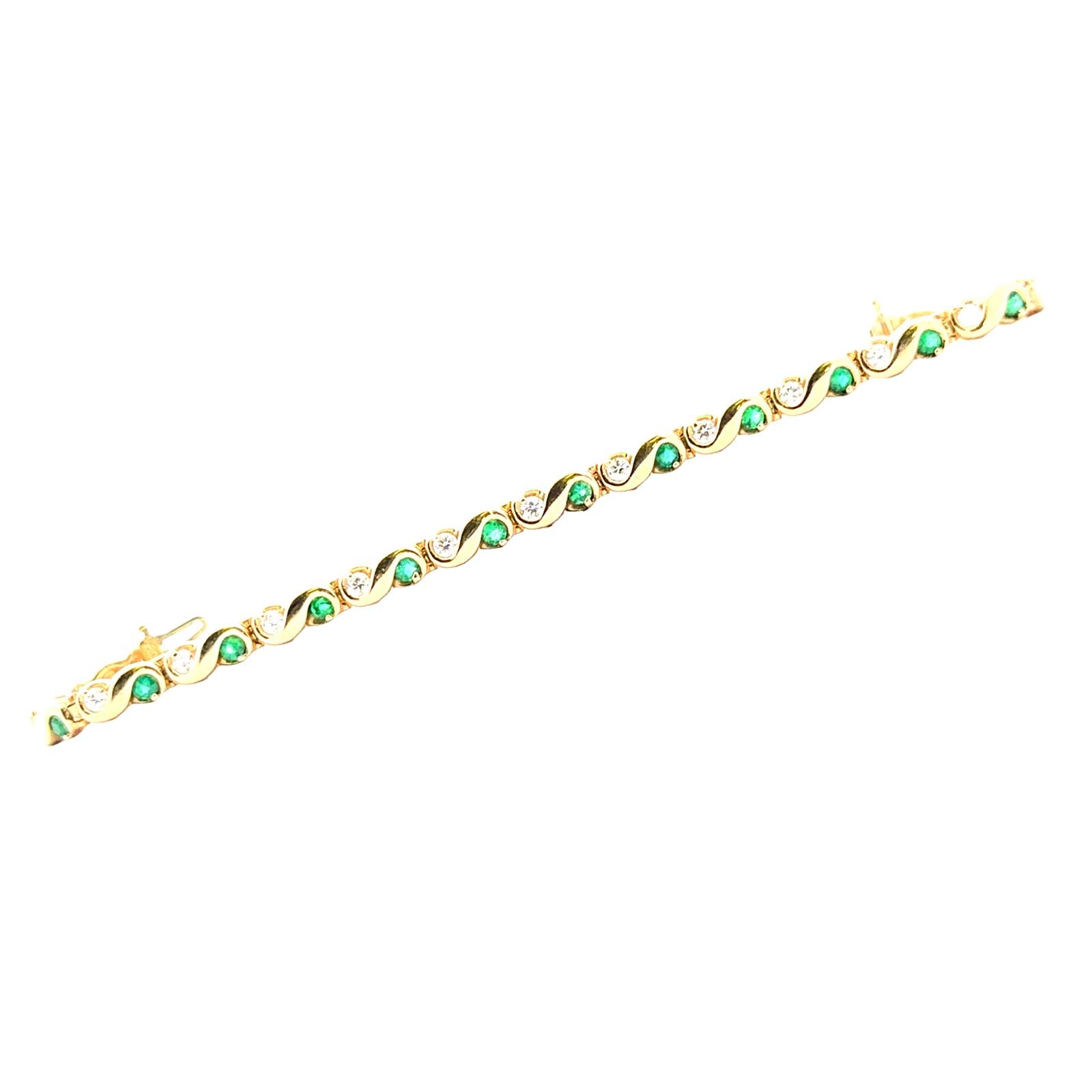 Emerald Diamond 14 Karat Yellow Gold Link 7 Inch Bracelet