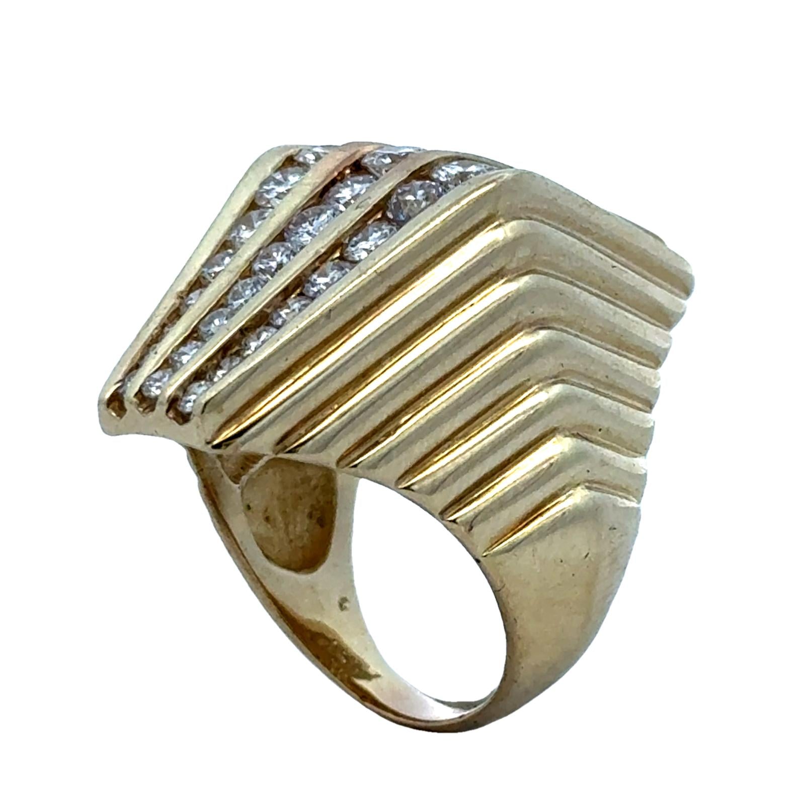 Late-20th Century Diamond Ribbed 14K Yellow Gold Vintage Pyramid Cocktail Ring