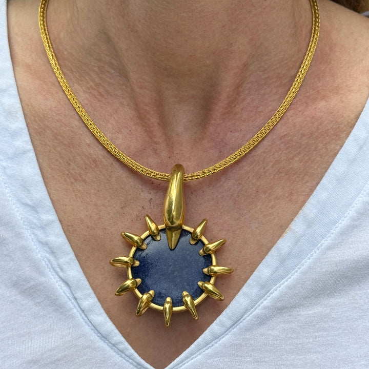 Lalaounis Sodalite Swan 22 Karat Yellow Gold Disc Pendant Necklace Modern