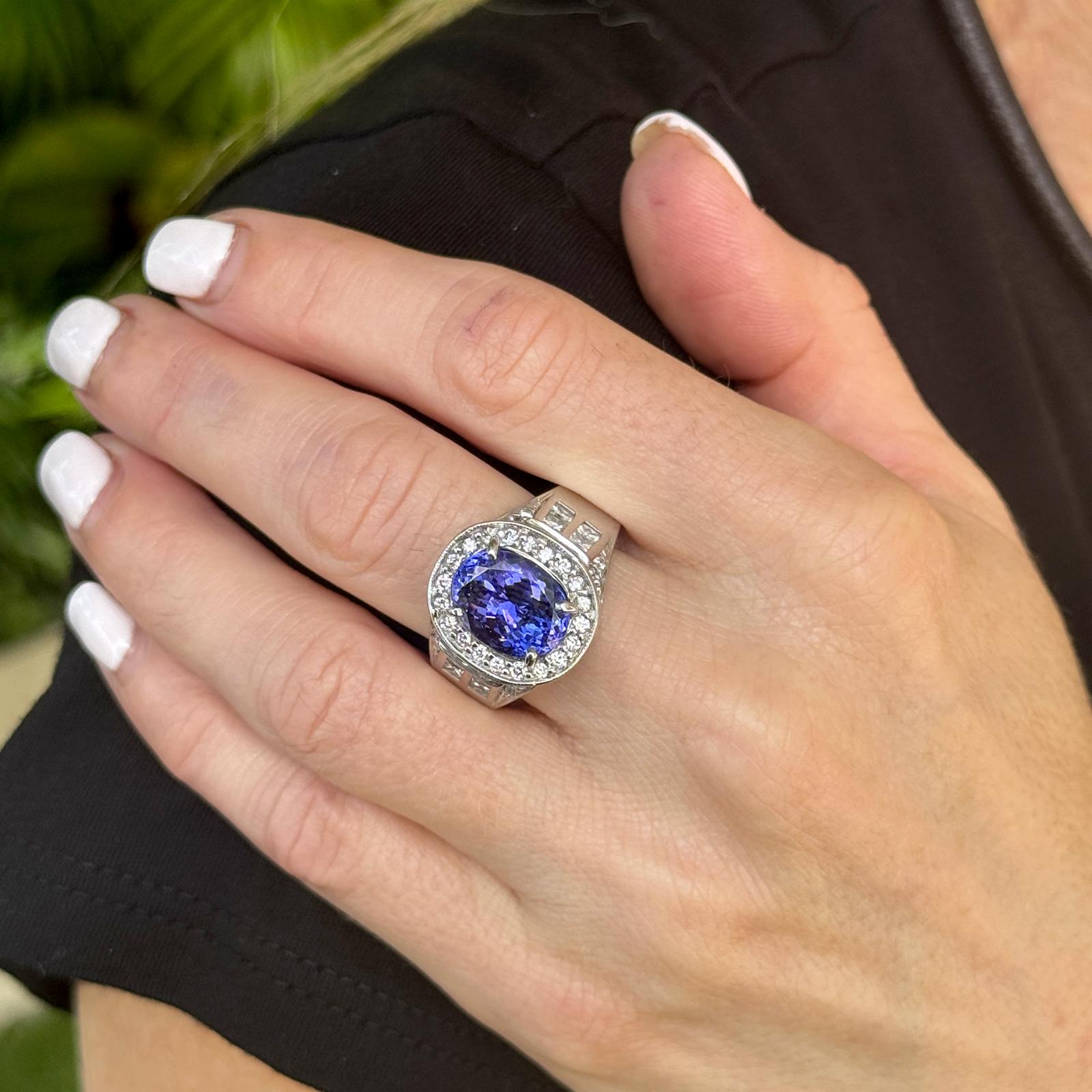 6-Carat Oval Tanzanite Diamond 18 Karat White Gold Cocktail Ring