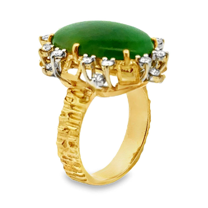 Vintage Cabochon Jade Diamond 18 Karat Yellow Gold Cocktail Ring