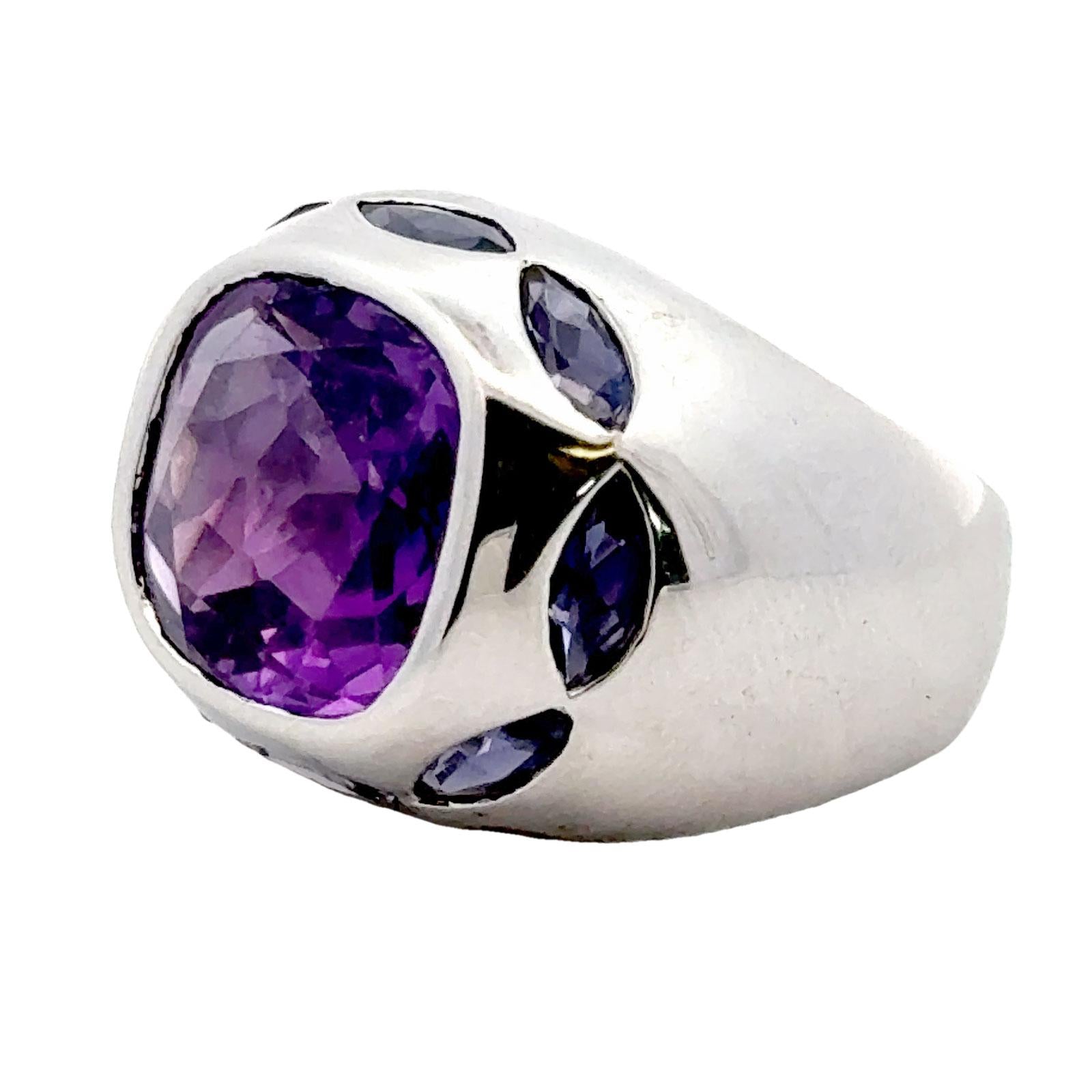 Amethyst Iolite 18 Karat White Gold Modern Fashion Ring