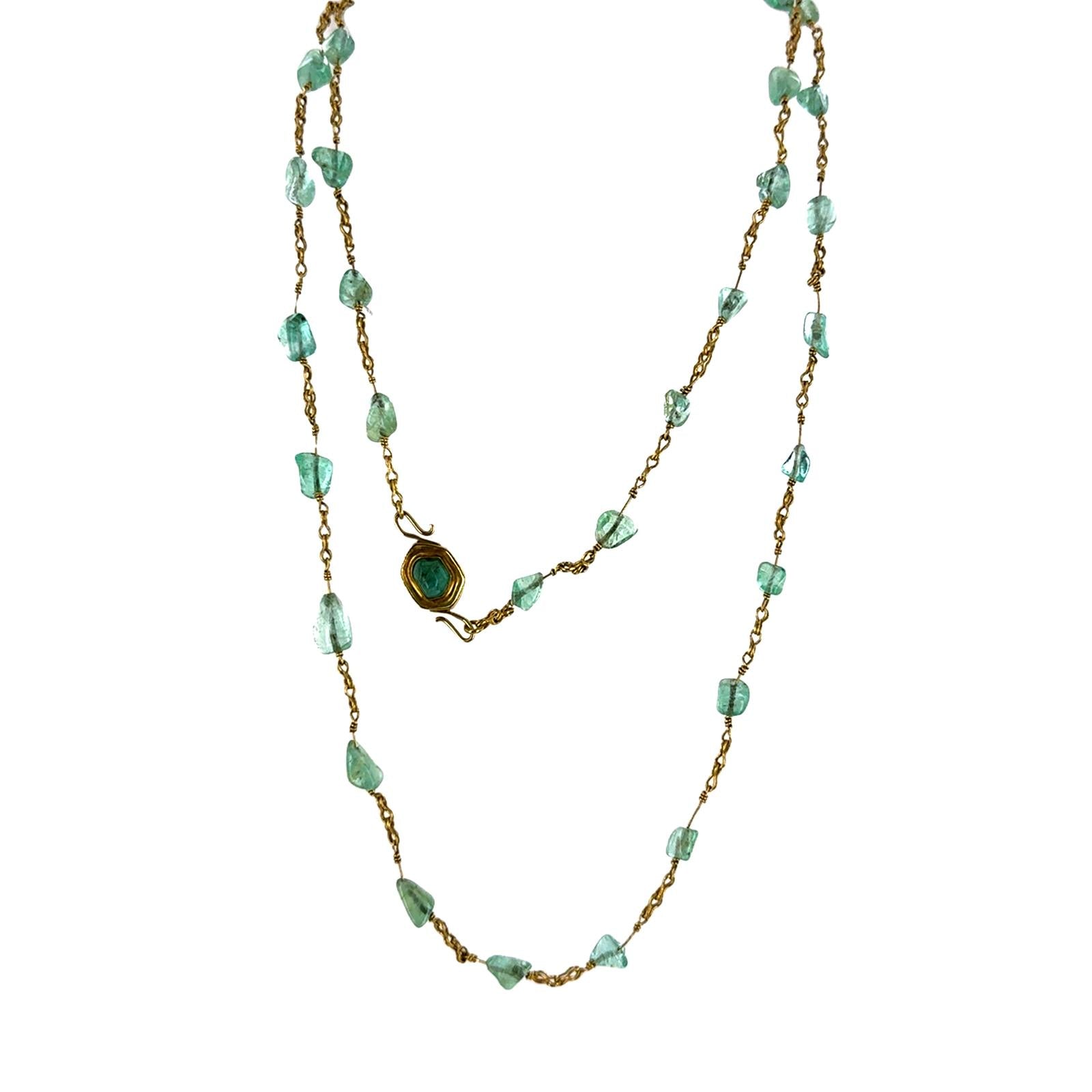 Late 20th Century 22-Karat Polished Emerald 40 Inch Link Necklace.