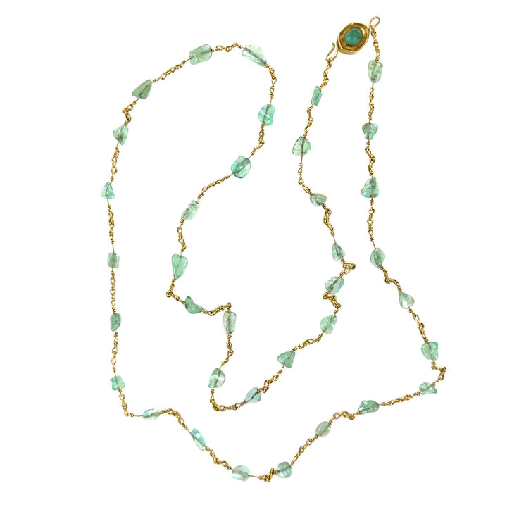 Late 20th Century 22-Karat Polished Emerald 40 Inch Link Necklace.