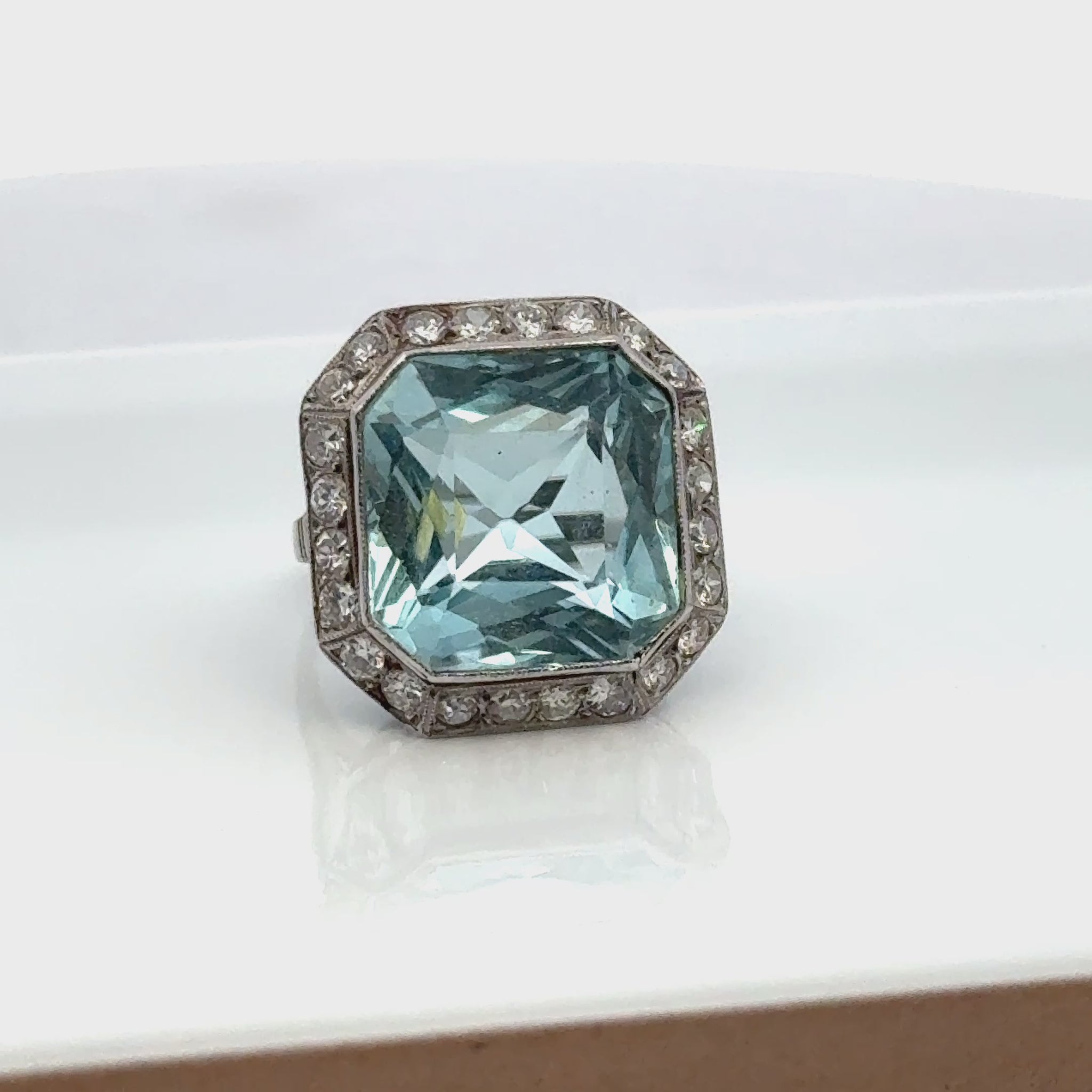 Mid-20th Century Aquamarine Diamond Platinum Cocktail Ring