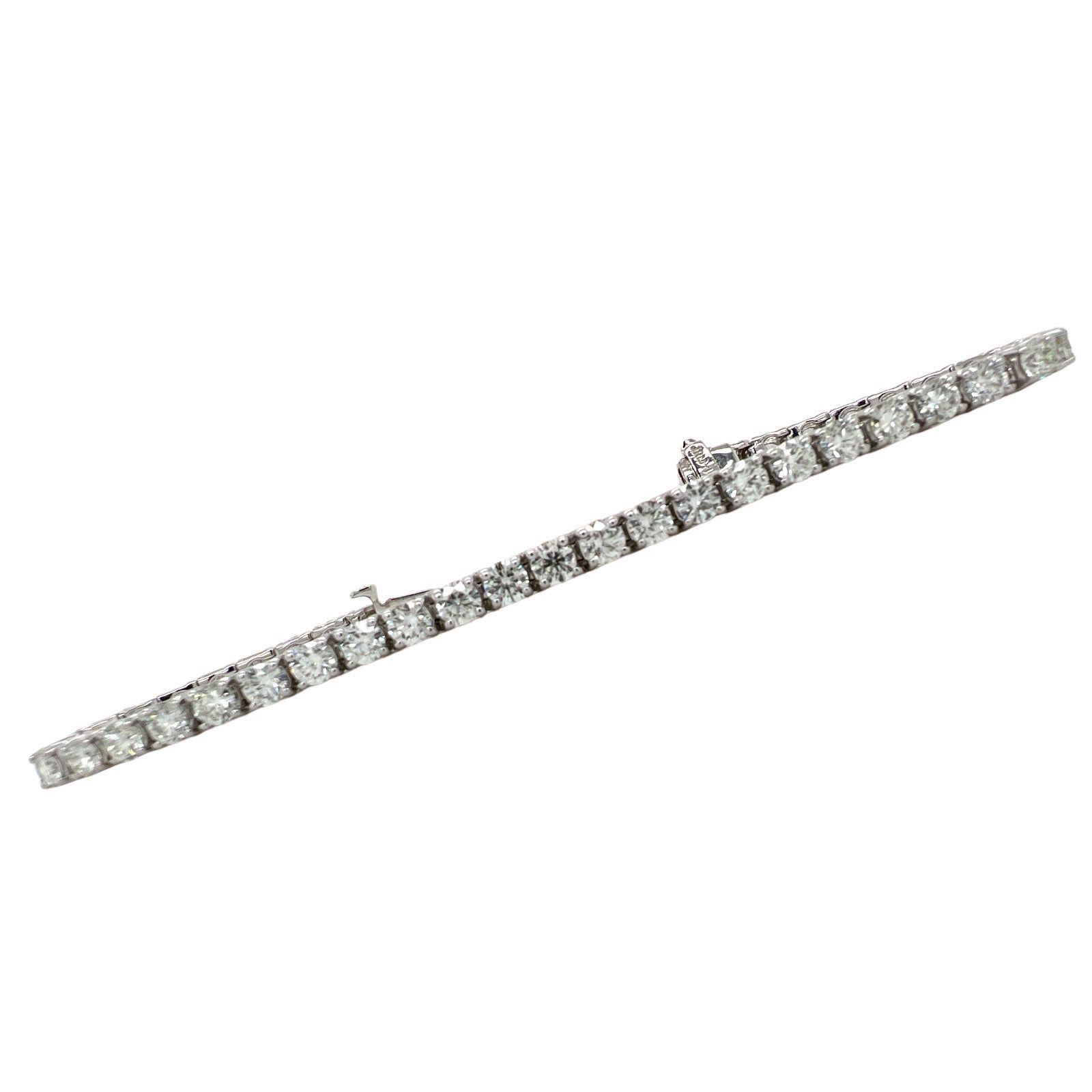 8.10 CTW Diamond 14 Karat White Gold Modern Tennis Bracelet New